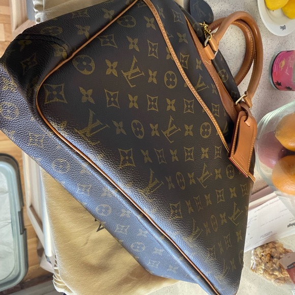 SOLD Louis Vuitton Deauville - Picture 5 of 16